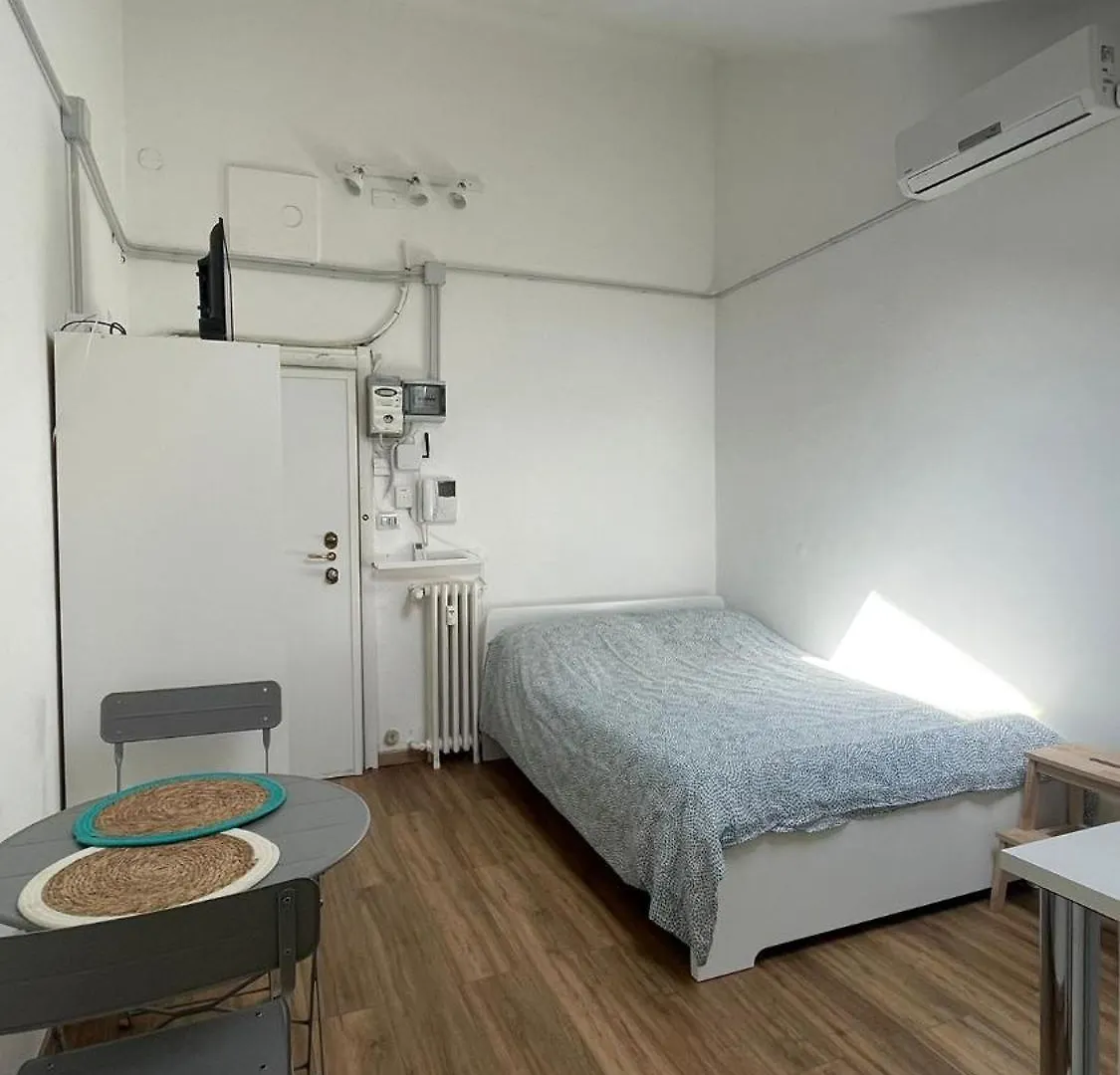 Mini Apt Center Milano Piola Apartment